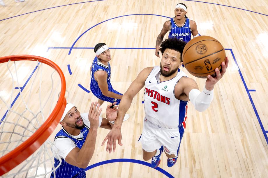 开云中国-NBA-康宁汉姆32+12哈里斯30+9 活塞4-3逆转魔术
